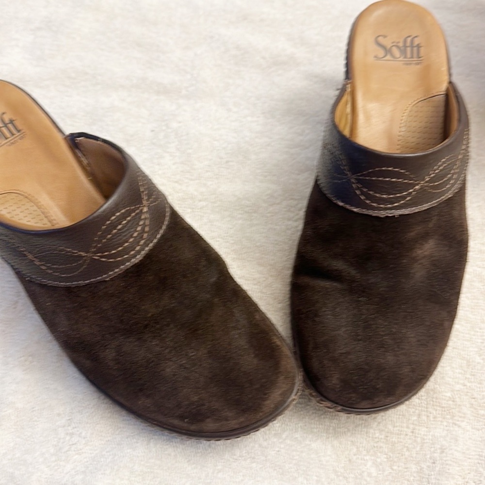 NEW SOFFT x Zappos Brown Suede Comfort Clogs heels women size 8 - Picture 3 of 6